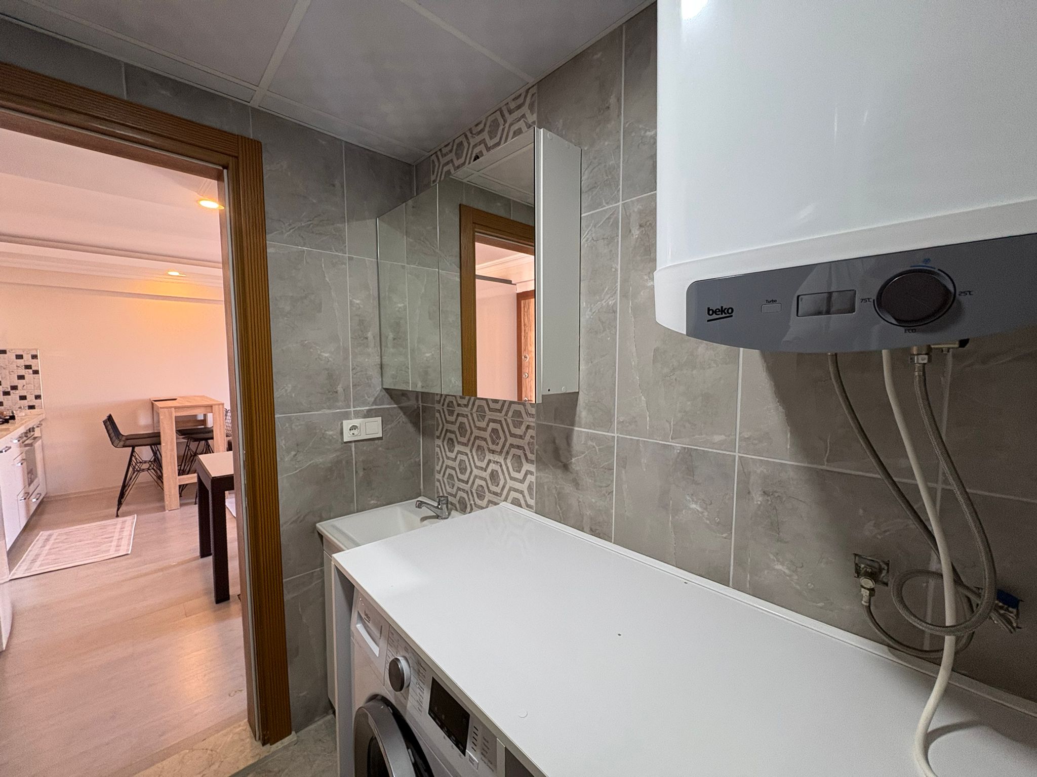 Altıntaş Doğa Park sitesinde satılık eşyalı 1+1 daire